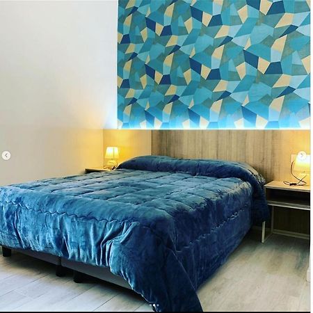 วิลลา ปาตริเซีย เซียนา Bed & Breakfast ภายนอก รูปภาพ