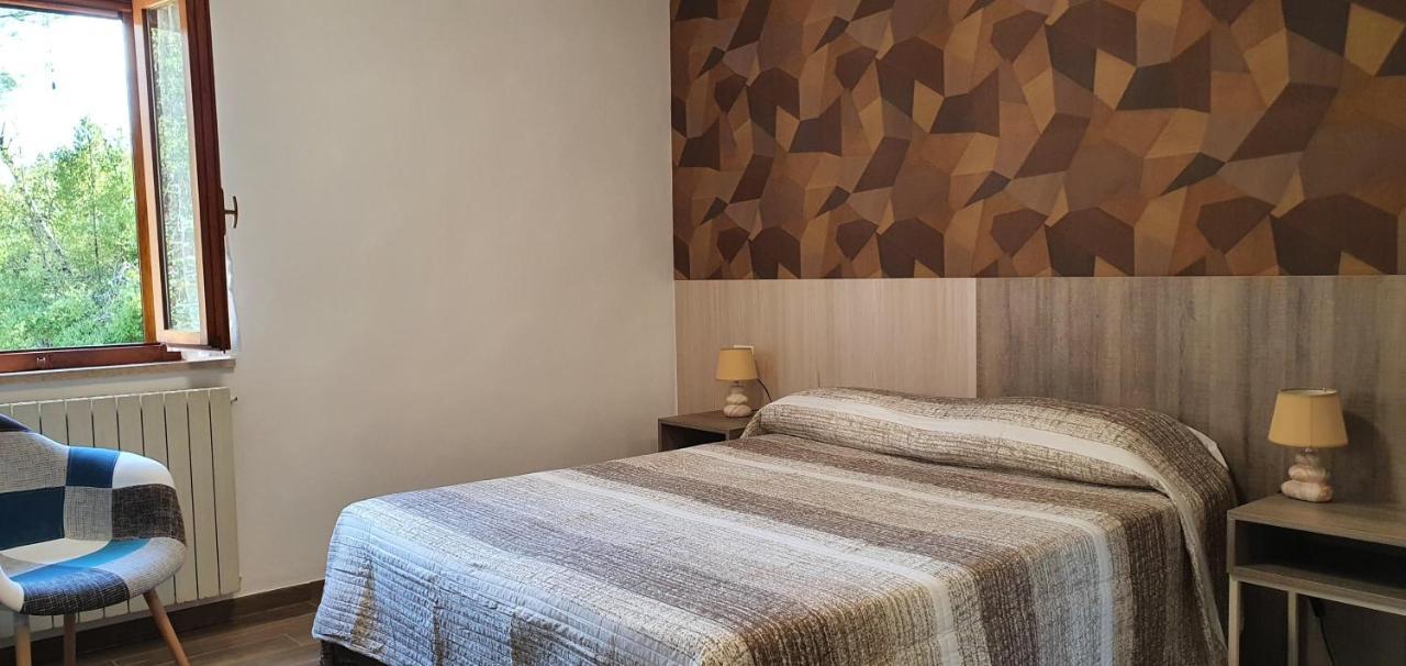 วิลลา ปาตริเซีย เซียนา Bed & Breakfast ภายนอก รูปภาพ